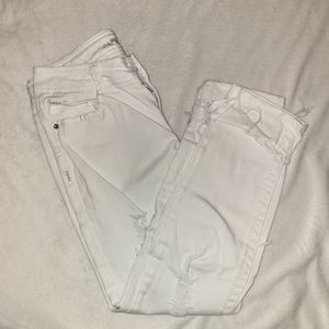 Almost Famous Low Rise Capri Destroyed NWOT